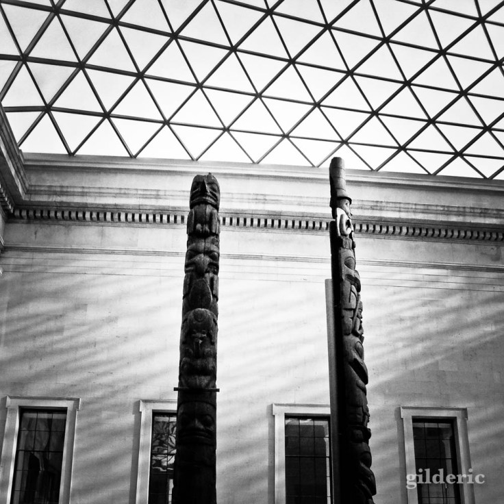 Totems amérindiens, au British Museum, à Londres