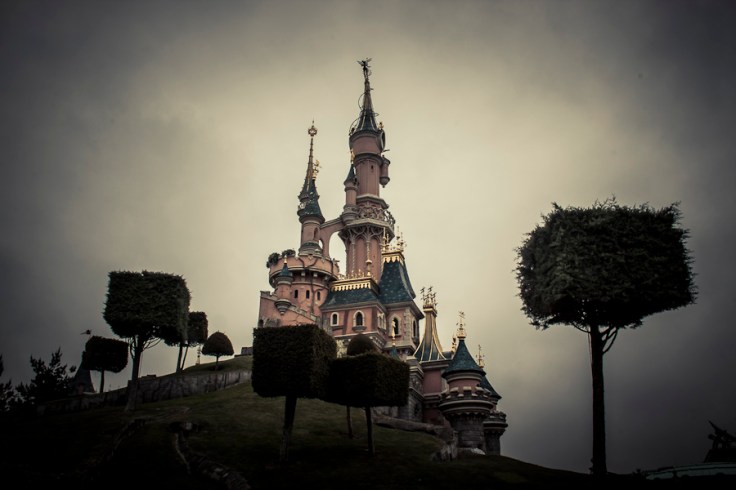 Dark Disney : dark side of the dream (castle, Disneyland Resort Paris) - Photo : Gilderic Dark Disney : dark side of the dream (castle, Disneyland Resort Paris) - Photo : Gilderic