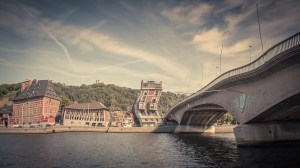 Canicule (Heat Wave) - Pont et Grand Curtius , Liège (Photo : Gilderic)