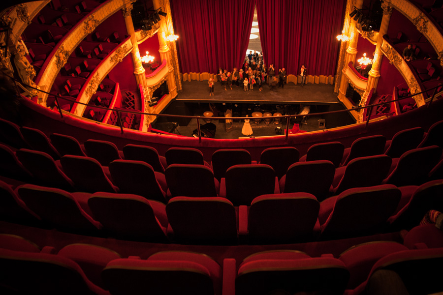 Opéra Royal de Wallonie rénové : la scène vue du paradis (Photo : Gilderic)