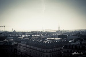 Panorama de Paris (Tour Eiffel et Grands Boulevards depuis les Galeries Lafayette) - Photo : Gilderic