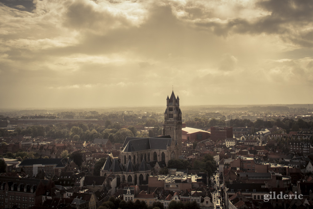 Une mer de toits (Bruges, Belgique) - Photo : Gilderic