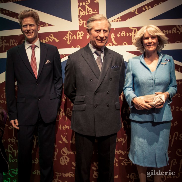 Le Prince Charles, Camilla et le Prince Harry chez Madame Tussauds