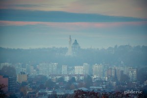 Brume du matin sur la vallée de Liège - Photo : Gilderic