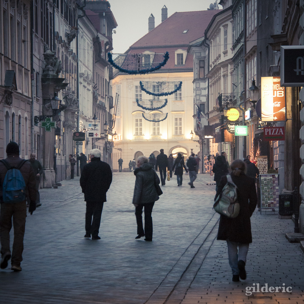 Les lumières de Noël de Bratislava - Photo de Gilderic