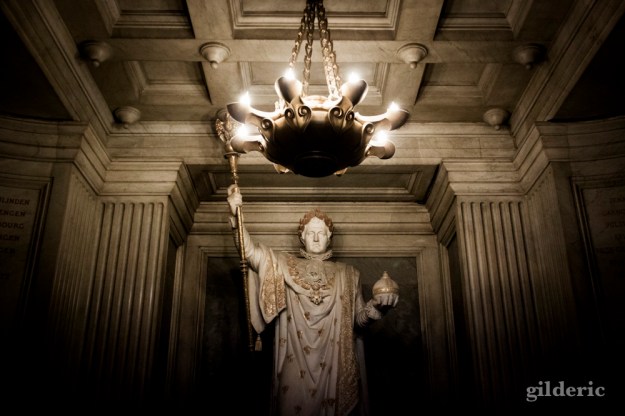 Napoléon Bonaparte (statue, Invalides, Paris) - Photo : Gilderic