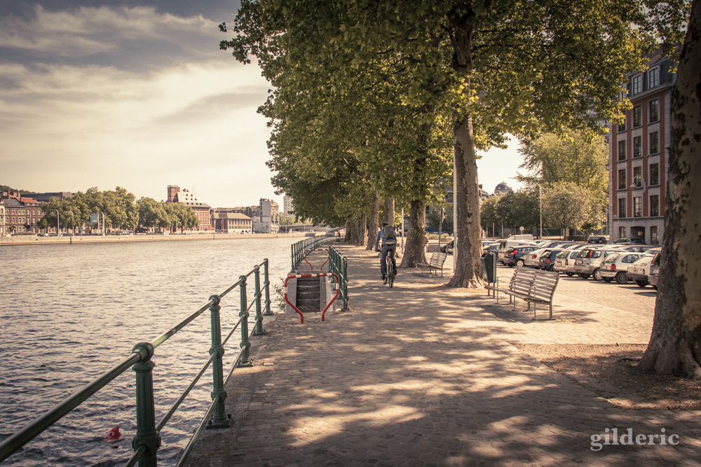 Promenade sur les quais (de Liège)