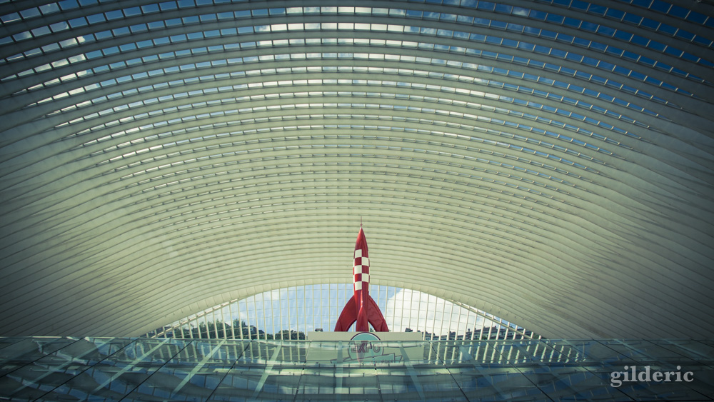 La fusée de Tintin à la gare de Liège-Guillemins