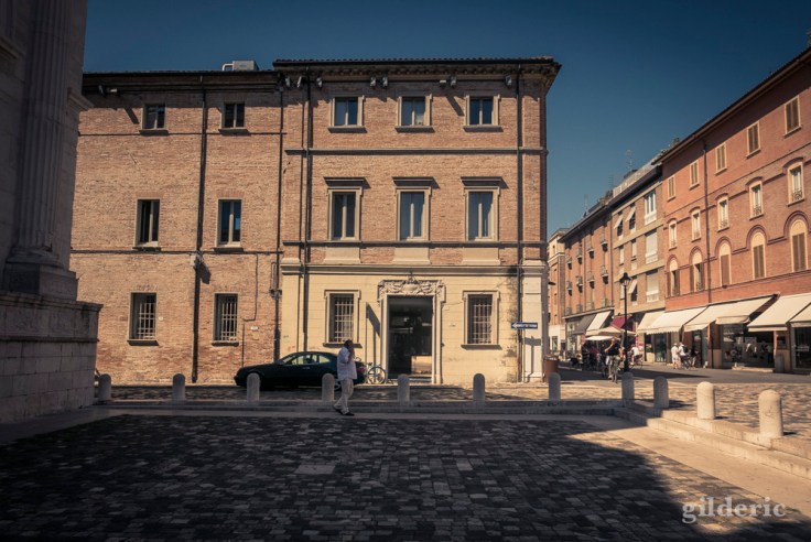 Le parvis du Temple Malatesta (Rimini)
