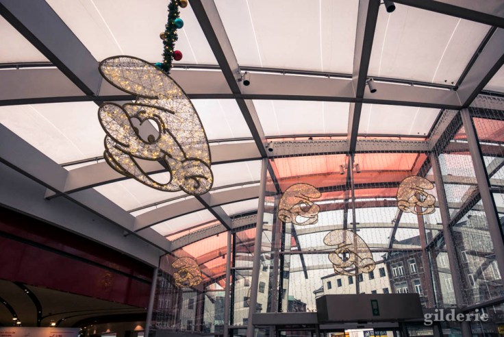 Décor Schtroumpf de Noël à la Médiacité (Liège)