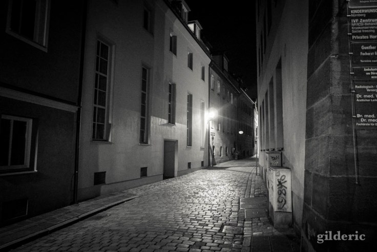 Rue déserte à Nuremberg
