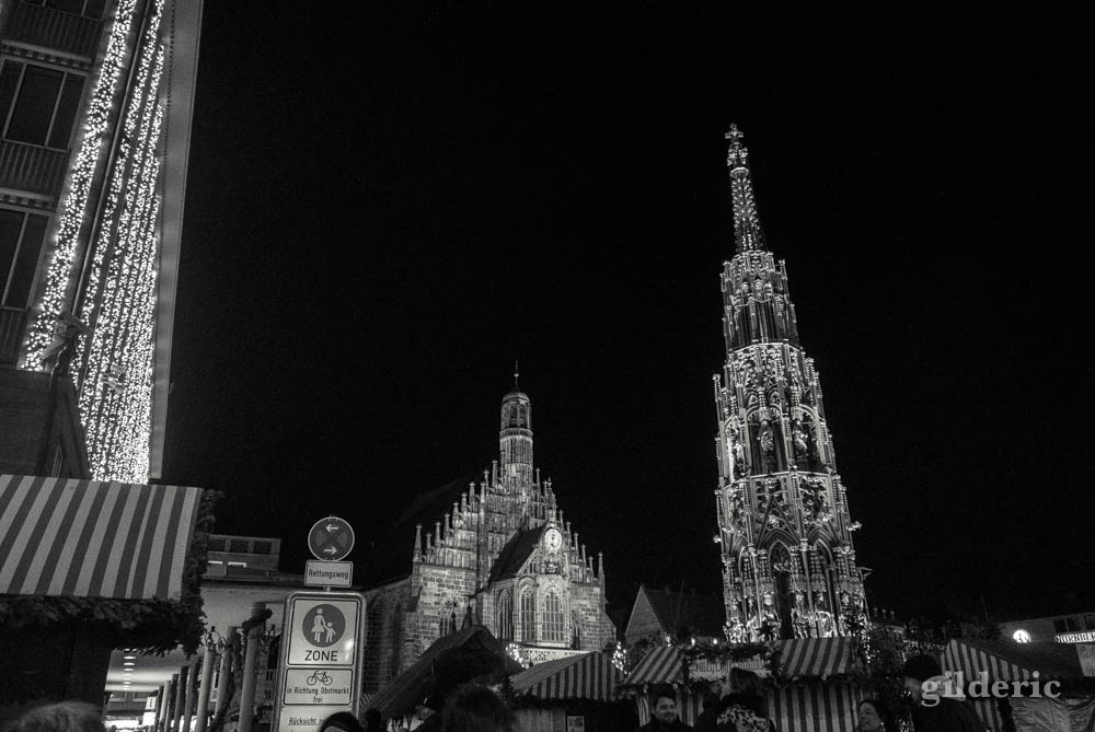 Place du Marché et Frauenkirche