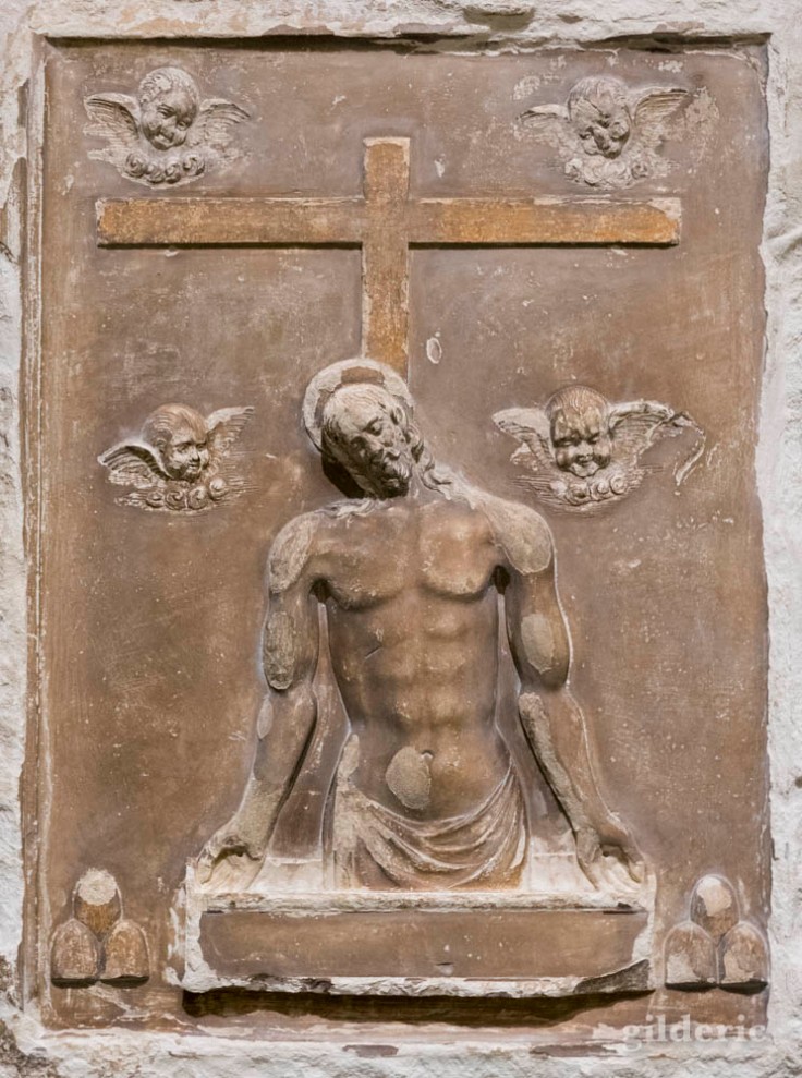 Christ bodybuilder, bas-relief au Musée de Pesaro