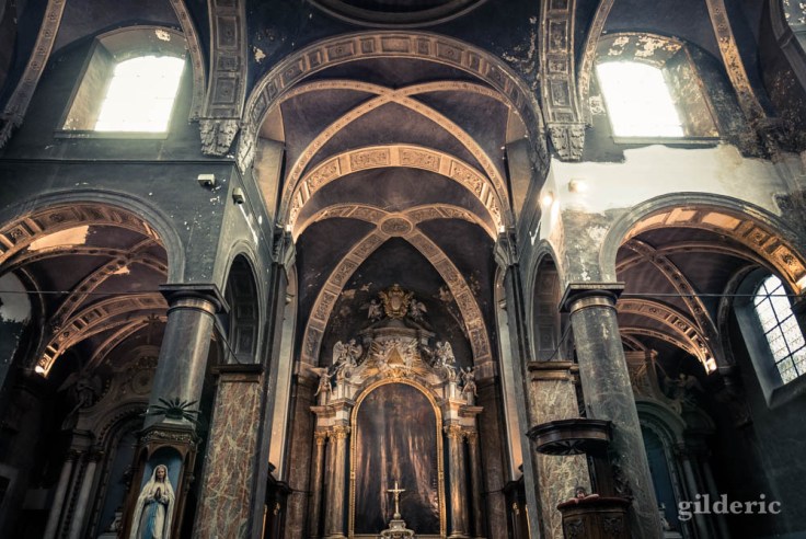 La Rue aux enfants en Neuvice (Liège) : église Saint-Antoine et Sainte-Catherine
