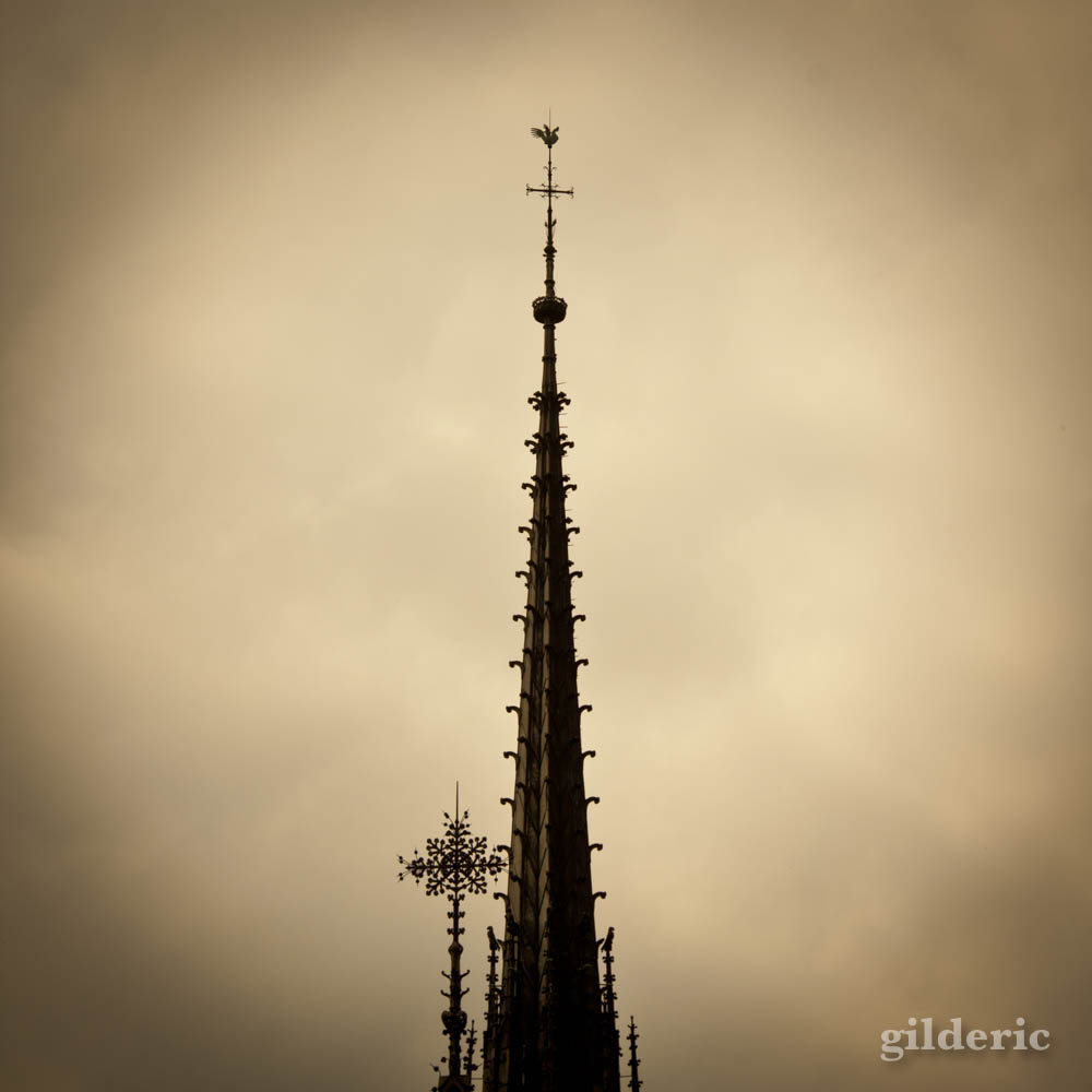 Détail de la flèche de Notre-Dame de Paris, imaginée par Viollet-le-Duc