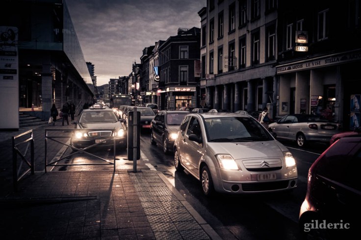 Voitures dans les bouchons de Liège
