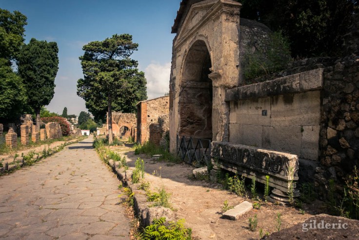 Via delle Tombe à Pompéi