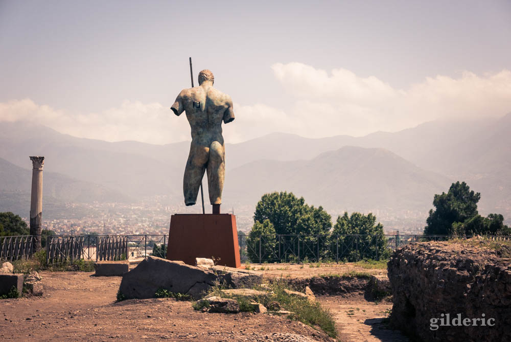 Vers la sortie du site de Pompéi