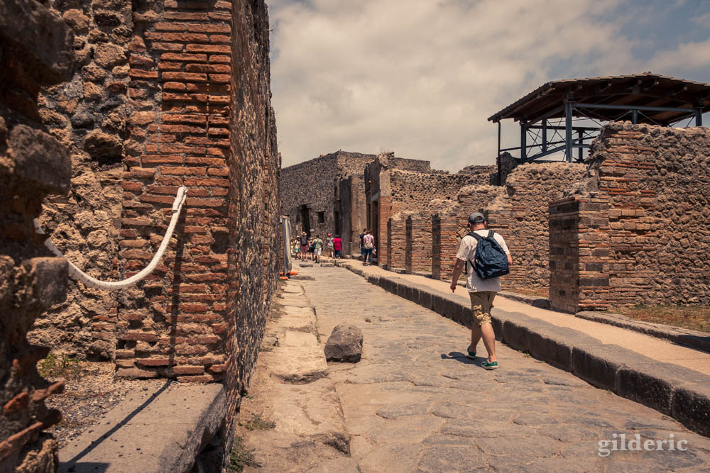Visiter Pompéi en sac à dos...