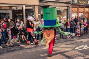 Musiciens et danseurs au cortège du 15 août en Outremeuse