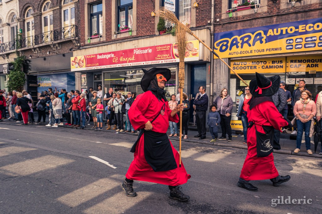 Les macrales au cortège du 15 août