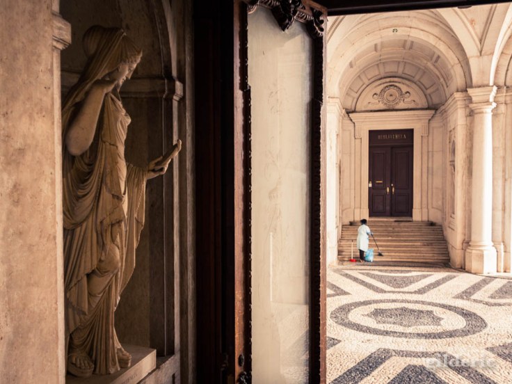Street photography à Lisbonne : passé et présent au palais royal d'Ajuda