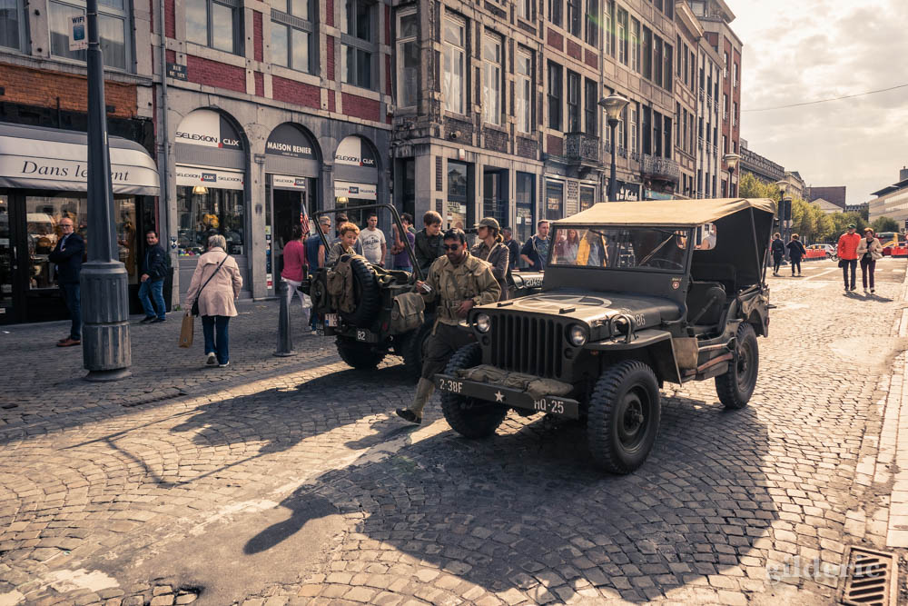 Jeep dans les rues de Liège (75e anniversaire de la libération)