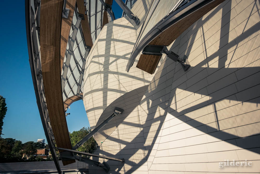 Jeux d'ombre à la Fondation Louis Vuitton Paris