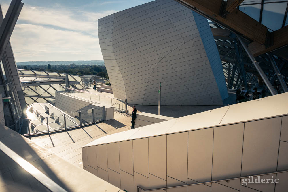 Sur la terrasse de la Fondation Louis Vuitton