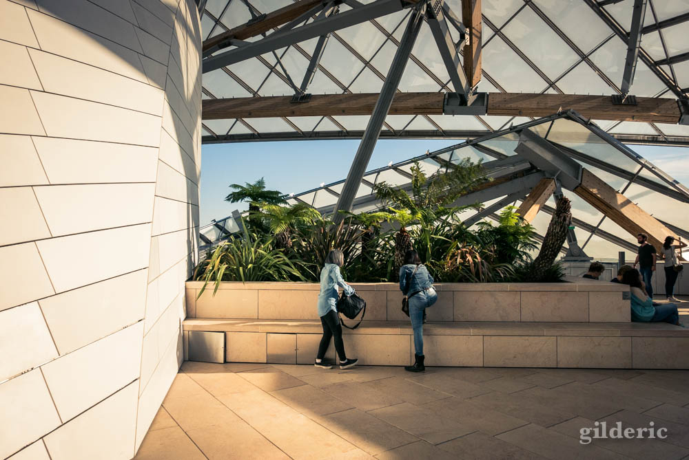 Sur la terrasse de la Fondation Louis Vuitton