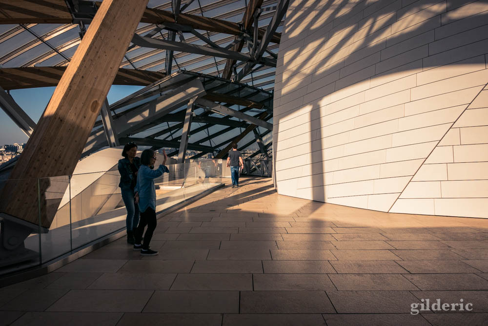 Sur la terrasse de la Fondation Louis Vuitton