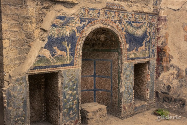 Nymphée (casa di Nettuno e Anfitrite à Herculanum)