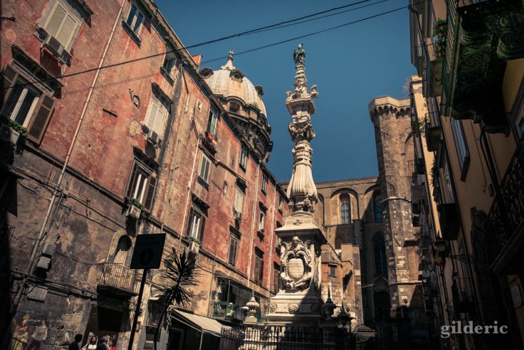 Visiter Naples : piazzetta sedil Capuano