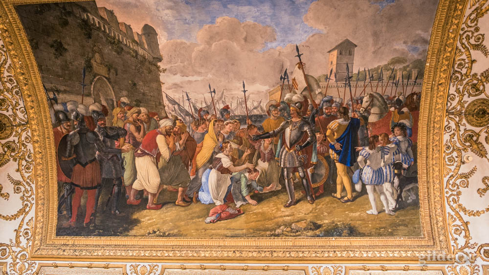 Visiter Naples : scène de bataille (plafond du palais royal)
