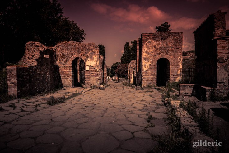 Dark Pompei : la nécropole