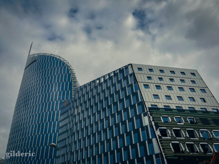 Construction de nouveaux immeubles près de la tour des Finances (Liège)