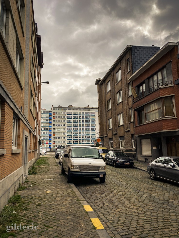 Ambiance sombre et pluvieuse à Liège