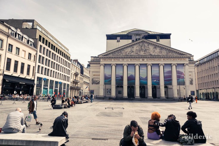 La façade du Théâtre Royal de la Monnaie (Bruxelles)