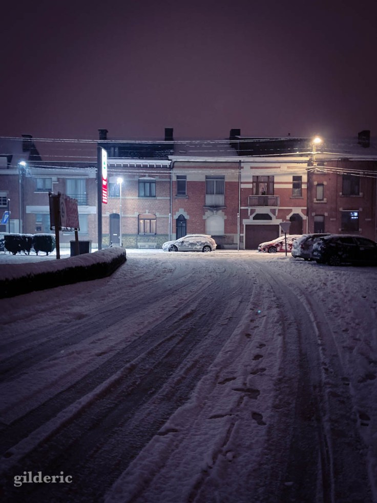 Parking enneigé (Grivegnée, Liège) - janvier 2023