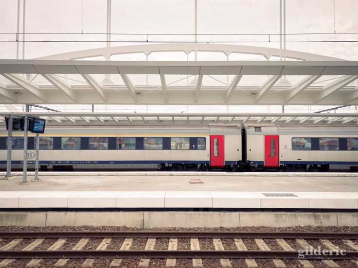 Train en gare de Mons