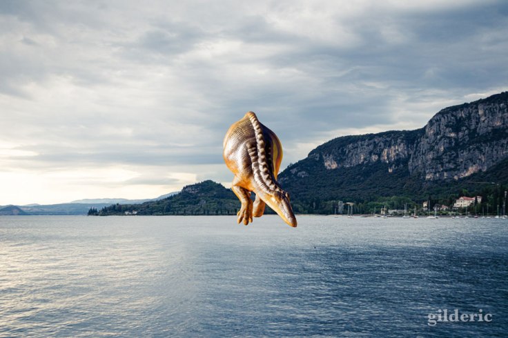Dinosaure fantaisiste généré par l'IA dans Photoshop
